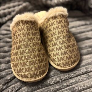 Michael Kors Tan MK Logo Women’s Slippers